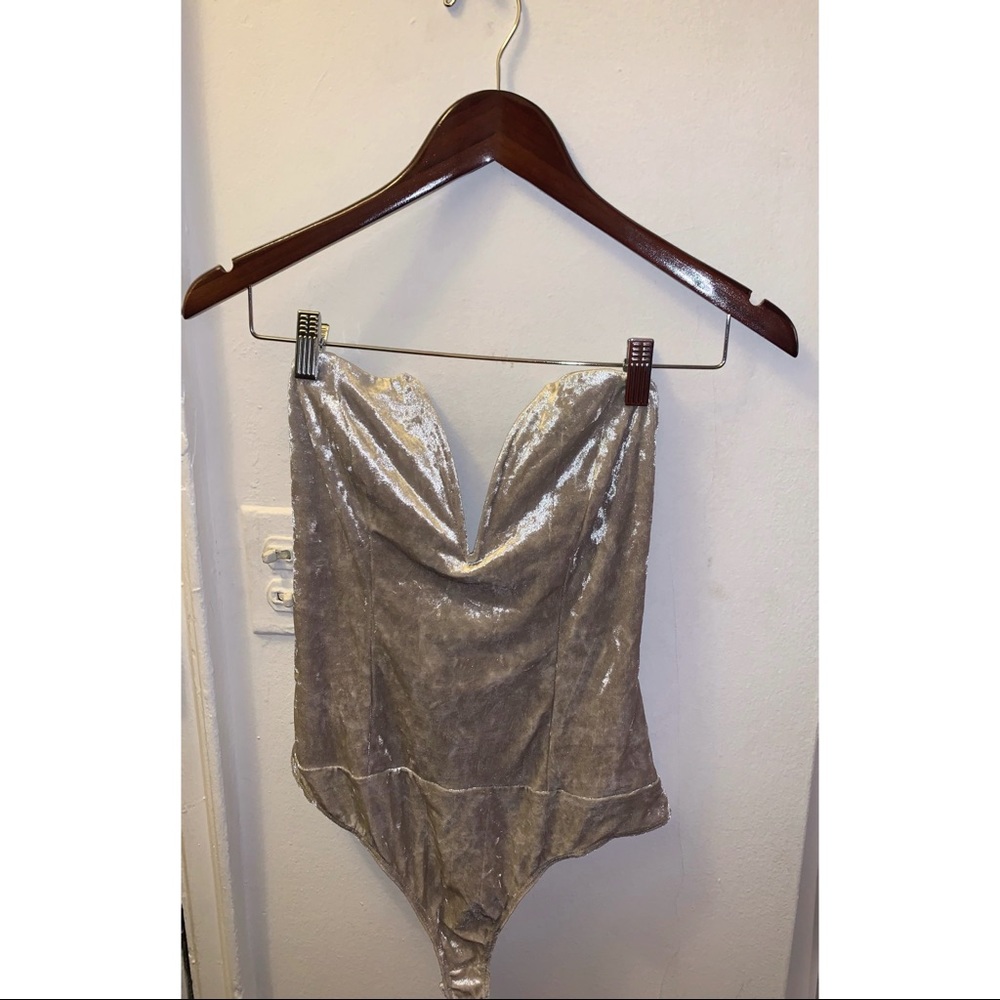 Brand new Fashion Nova bodysuit!